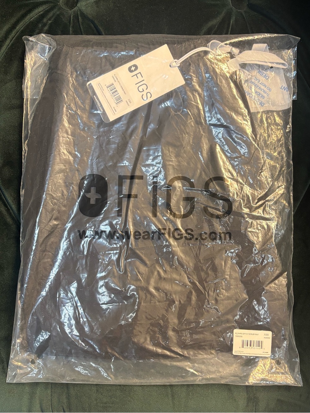 FIGS Men's Black Cairo Straight-Leg Scrub Pant NWT - Short - Picture 4 of 14